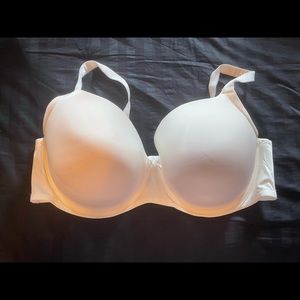 Torrid Tshirt Balconette Bra 42 DD